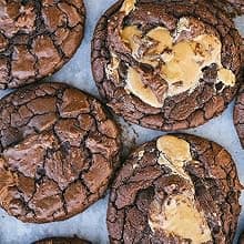 100 Cookies: The Baking Book for Every Kitchen, with Classic Cookies, Novel Treats, Brownies, Bars, and More (100 Baking Recipes for Every Kitchen) 1452180733