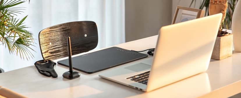 XPPen Updated Deco 01 V3 Drawing Tablet, 16384 Pressure Sensitivity, 8 Custom Shortcuts, 220 Report Rate for OSU Drawing Pad, Remote Teaching & Animation, Compatible with Android, Windows, macOS