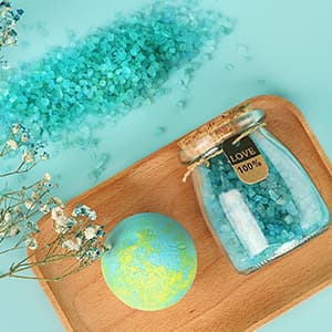 60th Birthday Gifts for Women, 60th Birthday Gifts Ideas Baskets, Gifts for 60th Birthday Women, Vintage 1965 Tumbler, Unique Best 60th Bday Gift Ideas for 60 Year Old Mom Sister Friend Wife Grandma