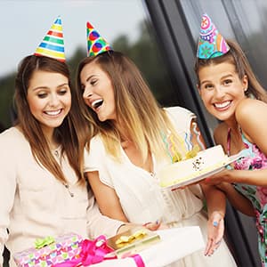 Sereney Birthday Gifts for Girls Women, Sterling Silver Pearl Necklace as 7 9 10 11 13 15 16 18 21 30 40 50 60 Year Old Birthday Gifts, Single Pearl Necklace as Bday Gifts for Friends