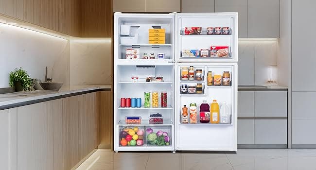 BLACK+DECKER 20.1 Cu. Ft. Top Mount Refrigerator with Ice Maker, 2-Door Refrigerator with Top Freezer, Freezer with Icemaker and Adjustable Temperature Control, BR2010JIMW, White