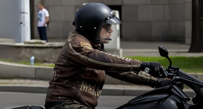 Motorcycle Helmet Bluetooth Headset Speakers with Good Sound,Loud,50 Hours Use,Large Button for Gloves,Fast and Stable Connection,Answer Automatically,Voice Assistant,IPX7 Waterproof,Easy Install