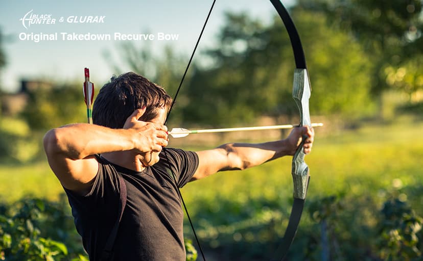 Black Hunter Takedown Recurve Bow, 60" Right Handed & Left Handed Archery Recurve Bows with Ergonomic Design for Adults Beginners to Advanced Outdoor Practice & Hunting (25-60 lbs)