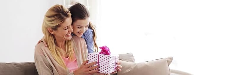 Mother's Day Mom Gifts,Daughter Son for Mom Birthday Christmas Meaningful Gifts,Unique Keepsakes Keychain