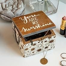 Primitives by Kathy 18192 Classic Hinged Wood Box, 4 x 4 x 2.75-Inches, Good Friends Are Like Stars