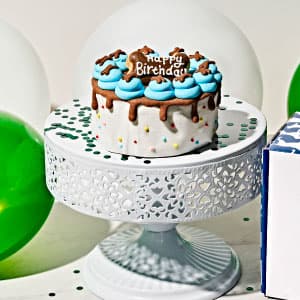 Thoughtfully Pets, Blue Dog Birthday Cookie Gift Set, Hand Decorated Crunchy Dog Treats in Bone Shapes, Great for Birthdays, Set of 8