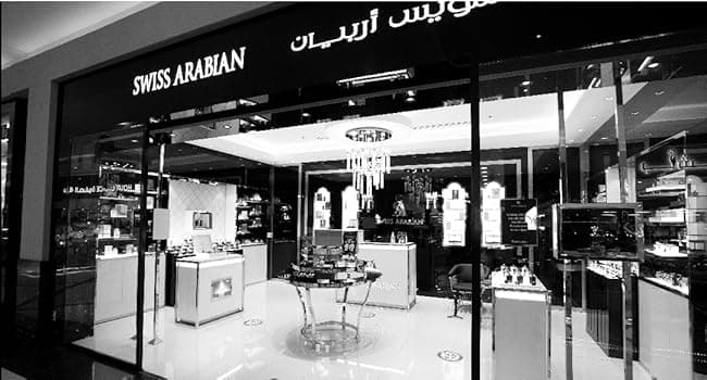 Swiss Arabian Layali - Luxury Products From Dubai - Long Lasting And Addictive Personal Perfume Oil Fragrance - A Seductive Signature Aroma - 0.5 Oz