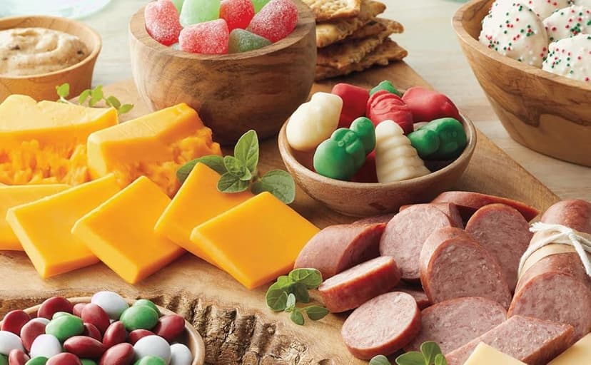 The Wisconsin Cheeseman 6-Piece Meat & Cheese Collection – Summer Sausage Meats and Cheeses Gift Basket for Adults, Women & Men – Holiday Charcuterie Board, Thank You Gifts