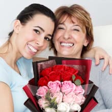 EIGHTOWN Roses Bouquet Artificial Flower - Preserved Red Rose Flowers with Love Necklace for Her - Unique Gifts Valentine's Day, Mother's Day, Thanksgiving, Birthday, Anniversary