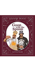 From Crook to Cook: Platinum Recipes from Tha Boss Dogg's Kitchen (Snoop Dogg Cookbook, Celebrity Cookbook with Soul Food Recipes) (Snoop Dog x Chronicle Books)