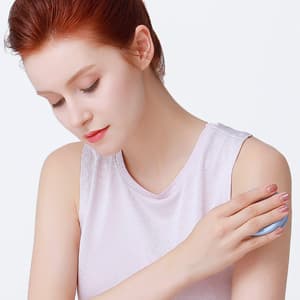 Ice Therapy Massage Roller Ball, Manual Massager for Trigger Point, Deep Tissue Massage, Alleviating Muscle Tension and Pain Relief, Suitable for Neck, Back, Shoulders, Arms, Legs, Thighs etc.