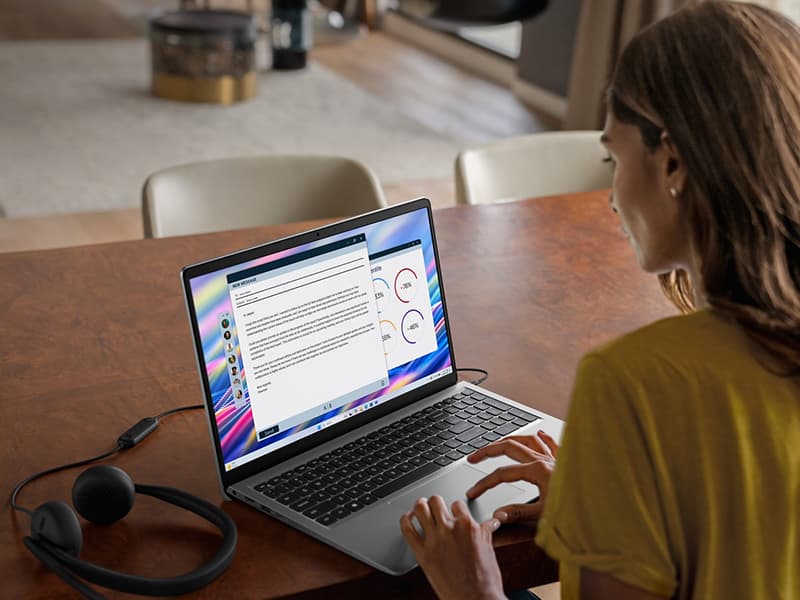 Dell 15 Laptop DC15250-15.6-inch FHD (1920x1080) 120Hz Display, Intel Core i5-1334U Processor, 16GB DDR4 RAM, 512GB SSD, Intel UHD Graphics, Windows 11 Home, Onsite Service - Platinum Silver