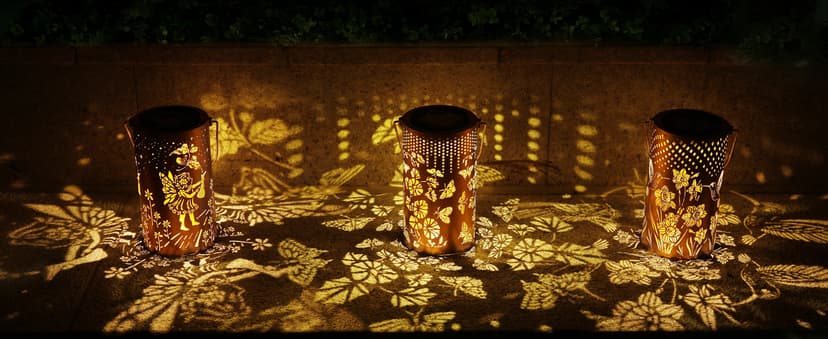 Solar Lanterns Outdoor Waterproof Hummingbird Garden Decorations Gifts for Women Gifts for Mom Grandma Birthday Gifts Hanging Solar Lanterns Outdoor for Patio Decoration, Deck, Lawn, Passageway