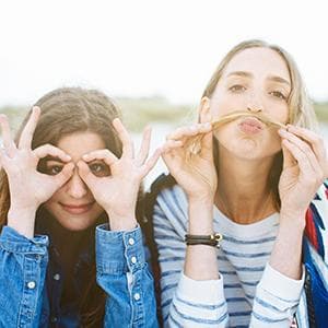 Scwhousi Ring Dish Jewelry Tray for Friend Mom Sister Maid of Honor,Birthday Mother's Day Christmas Gifts