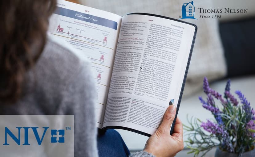 NIV, The Woman's Study Bible, Hardcover, Full-Color: Receiving God's Truth for Balance, Hope, and Transformation