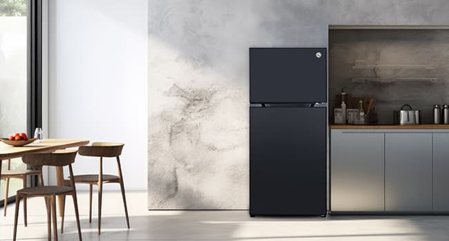 Commercial Cool 20 Cu. Ft. Top Mount Refrigerator with Ice Maker, 2-Door Refrigerator with Top Freezer, Freezer with Icemaker and Adjustable Temperature Control, Energy Star Certified, Black
