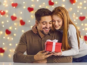 Magnetic Flashlight Gifts for Men Stocking Stuffers for Men Adults Pickup Tool Cool Extendable Magnet Telescoping Gadgets Christmas Birthday for Dad Him Husband Boyfriend Grandpa Handyman Mechanics