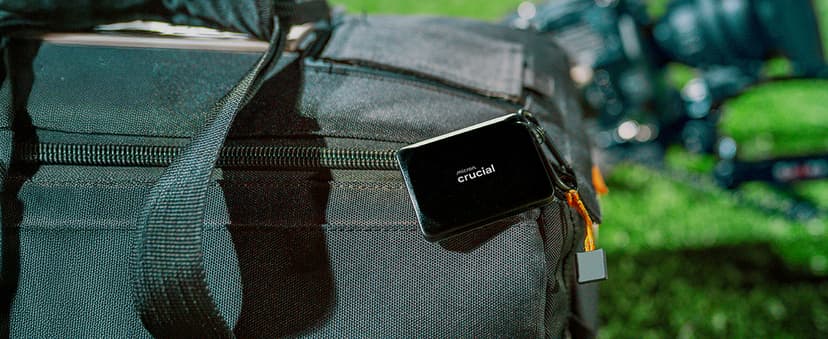 Crucial X10 Pro 1TB Portable SSD, Up to 2100MB/s Read, 2000MB/s Write, 3.2 USB-C, External Solid State Drive, Durable Storage for PC & Mac, for Professional Creators, Black - CT1000X10PROSSD902