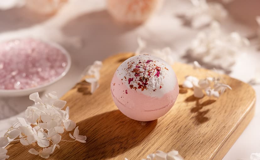 Birthday Gifts for Women, Happy Bath Set Relaxing Spa Gift Baskets Ideas for Women, Her, Mom, Sister, Female Friends, Coworker, Wife, Girlfriend, Daughter, Unique Gifts for Women Who Have Everything