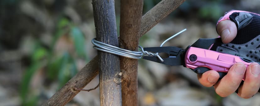 Gifts for Women, Mom, Wife, Girlfriend, Best Friend, Christmas, P-ink Multitool Knife - Gifts for Mom, Unique Gift Ideas for Women, Mothers Day Anniversary Valentines Day Birthday Gifts for Women