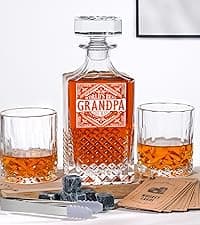 PONPUR Whiskey Decanter Engraved We The People American Flag, 750ml Whiskey Decanter Set with 2 Glasses, Christmas Boss Day Patriotic Birthday Gifts For Men Dad, Liquor Scotch Bourbon Presents