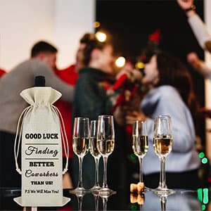 Thank You Gift for Mother Women Wine Bag Wine Gift Bag Mother's Day Appreciation Gift for Mom To Be New Mommy Birthday Thanksgiving Christmas Gift for Her Godmother Mother in Law Burlap Wine Wrap Bag