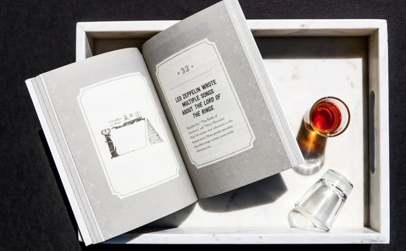 Shane Carley True Facts That Sound Like Bull$#*t: 500 Insane-But-True Facts That Will Shock and Impress Your Friends (1) (Mind-Blowing True Facts)