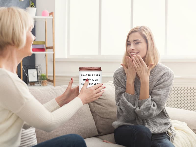 Homsolver Daughter in Law Gifts, Birthday Christmas Anniversary Wedding Gifts for Daughter from Mother Father in Law, Funny Sons Girlfriend, Future Daughter-in-Law Lavender Candle Gift from Mom Dad