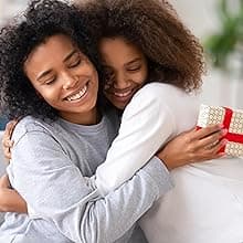 OUMILAN Pocket Hug Token Gifts for Men Boyfriend Girlfriend Inspirational Gift for Son Daughter Brother with Leather Keychain