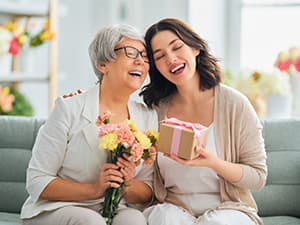 OEAGO Gifts for Mom Women Stocking Stuffers for Women Christmas Glass Coffee Enamels Mug Valentines Gifts for Her Girlfriend Wife Best Birthday Valentine's Mothers Day from Daughter Son Tea Cup