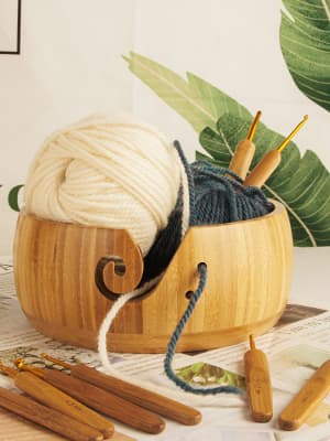 Wooden Yarn Bowl Holder, Craft Knitting Bowl with 8pcs Metal Crochet Hooks, 7.9''Large Yarn Holder Dispenser Yarn Storage Bowls, for Knitters & Crocheters (Bamboo 7.9 inch)