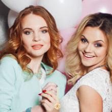 AliveRose Real Rose Gold Dipped Necklace Gifts for Women, 24K Gold Dipped Rose Pendant Necklace Jewelry Mothers Day Anniversaries Birthday Christmas Special Occasions Gifts for Her Mom Wife