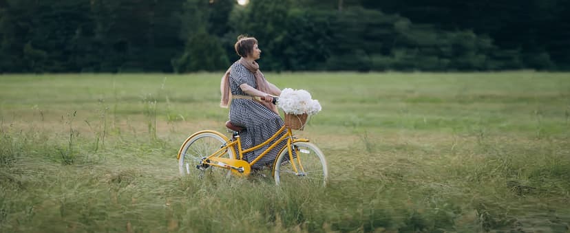 Glerc 20 24 26 Inch Beach Cruiser Bike, 6-Speed Hybrid City Bicycle for Girls Youth and Over 6 Years Old, Missy Bike with Wicker Basket & Lightweight, Multiple Colors