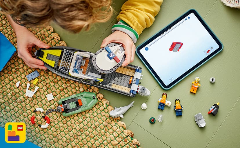 LEGO City Police Boat Chase Building Toy for Kids - Pretend Play Set for Boys & Girls, Ages 6+ - Building Blocks W/ 2 Floating Boat Toys for Playtime & Bath Time - Gift Idea for Birthdays- 60456 B0DRW6J866