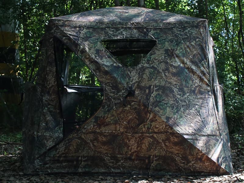 Wide Bottom Hunting Blind 1-3 Person with Portable Chair, 270 Degree See Through Pop up Ground Blinds for Deer Turkey Duck Hunting, Bow Hunting Adjust Windows with Silent Zipper