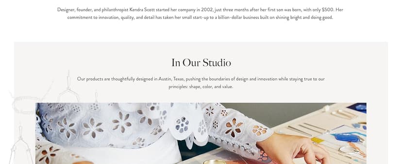 Kendra Scott Elisa Pendant Necklace for Women, Fashion Jewelry, 14k Gold-Plated