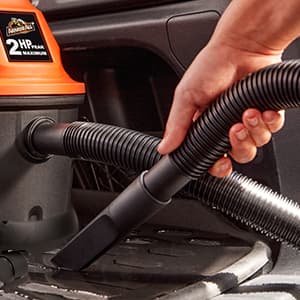 Armor All AA255W Wet/Dry Utility Vac 2.5 Gallon, 2.5-Gallon,120 Volts (AC), Orange/Black