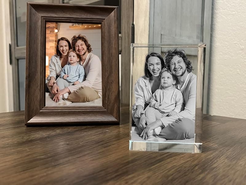 3D Crystal Photo, Christmas Personalized Gift,Customized Gifts for Wife, Women, Him, Her, Dad and Mom. Custom Picture Gifts for Christmas, Father's Day, Birthday, Wedding, Anniversary, Memorial, Picture Gift for Pet Lovers.