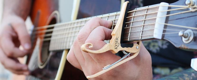 Kyser Quick-Change Guitar Capo for 6-string acoustic guitars, Ruby Red, KG6RA