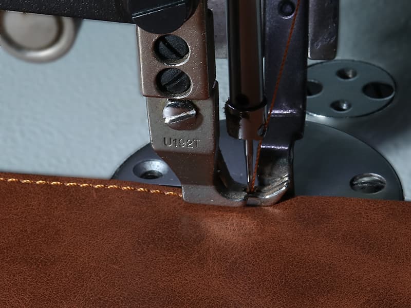 Gexmil Genuine Leather Case for iPad Pro 11 Inch (M5/M4) 2025/2024 with Pencil Holder,Protective Shockproof Leather Smart Folio Cover Adjustable Stand Auto Sleep/Wake Anti-Slip, Flower Brown