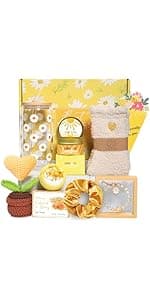 Birthday Gifts for Women, Best Friend Birthday Gifts, Gifts for Women, Happy Birthday Gifts Basket for Women, Friendship Gifts, Gifts for Friends Female Coworker Sister Mom Her Coffee Mug, Birthday