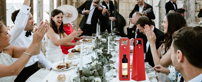 Wine Gift Bag, Reusable Leather Wine Tote Carrier, Single Bottle Champagne Beer Gift Bags Carrier for Birthday, Wedding, Picnic Party, Christmas Gifts (Red)