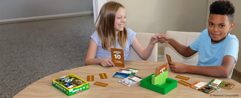 Skillmatics Guess in 10 National Geographic Animals, Educational Card Game for Kids & Families, Animal Trivia & Travel Game, Screen-Free Fun, Gifts for Ages 6, 7, 8, 9 and Up