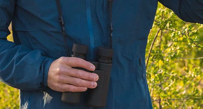 Nikon PROSTAFF P3 8x42 Binocular | Waterproof, fogproof, rubber-armored Full-Size Binocular, wide field of view & long eye relief | Official Nikon USA Model