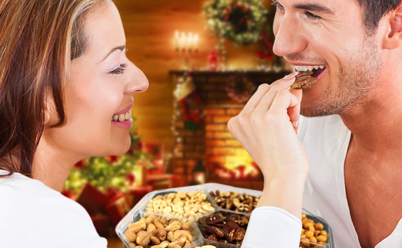 Christmas Nuts Gift Basket for Holiday Season, Premium Mixed Nut Assortment Gift Gourmet Snack Food Present Box, Christmas Gift Basket for Family (7 Sectional)