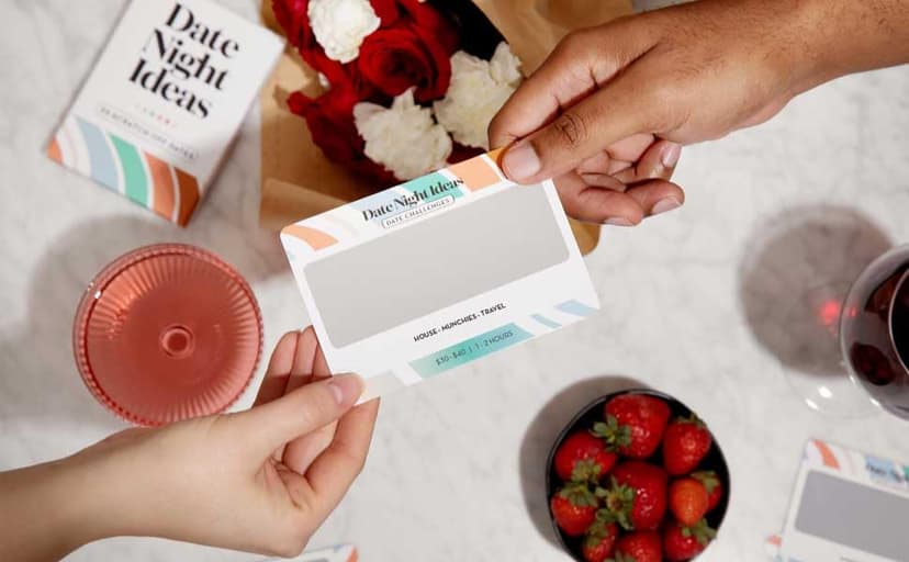 Romantic & Fun Scratch Off Date Night Ideas Card Game, Perfect Couple Gifts for Her or Him, Couple Gifts for Boyfriend, Girlfriend, Wife, Husband, Engagement, Birthday or Anniversaries