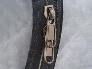 QualyQualy Insulated Pop-Up Tent with Floor - 8-10 Person Ice Fishing Shelter, 147sq.ft Windproof Ice Shack Hut with Stove Jack, Carrying Bag