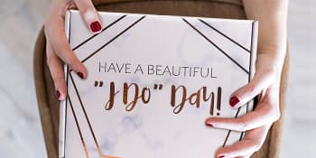 Bride To Be Gifts Box, Bridal Shower, Bachelorette Gifts For Bride, Engagement Gift For Her, Wedding Gift For Bride, Bachelor Party Gifts, Stainless Steel Tumbler Cup, Mug, Scented Candle - (Pink)