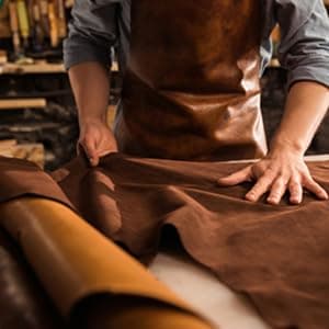 Cochoa Mens Wallet Real Leather Bifold RFID Blocking High Capacity Card Case with 2 ID Window in Gift Box (Crazy Horse, Moss)