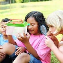 PLAY Bug Catcher Kit,Outdoor Toys for Kids Ages 4-8 8-12,Bug Catcher Vacuum with Critter Habitat Case,Butterfly net,Magnifying Glass,Toddler Outside Toys for 3 4 5 6 7 8+ Year Old Boys Birthday Gift